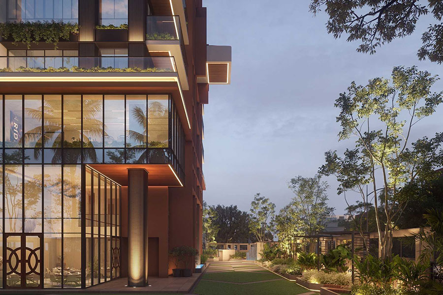 Z Luxuria — view 2
